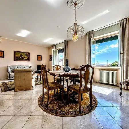 Apartament - Oasi Spirituale- Terrazza Divina Fronte Mare Marina Di Carrara